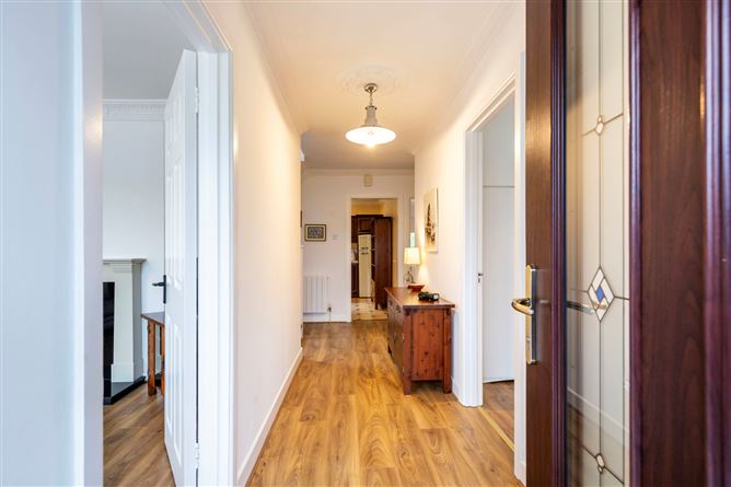 2 Riverview, New Ross, Co. Wexford
