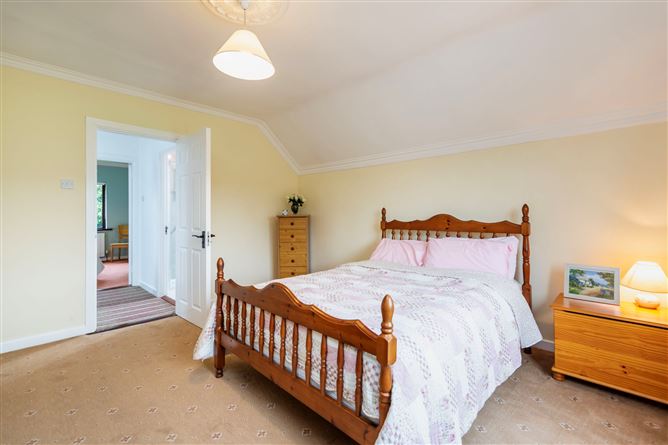 2 Riverview, New Ross, Co. Wexford