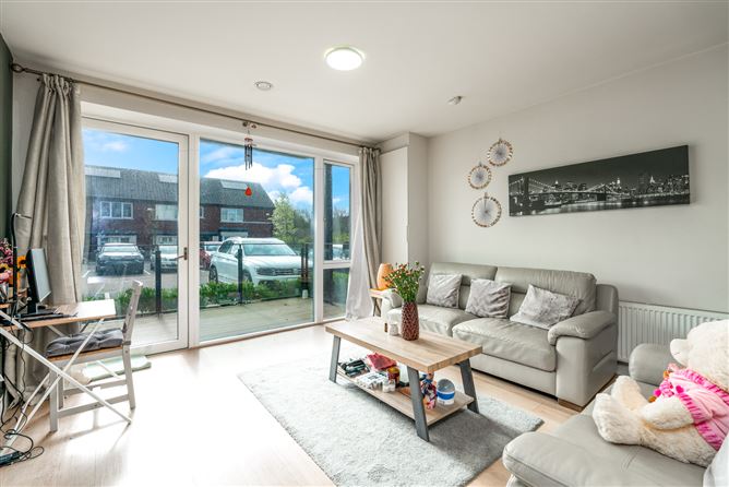 1 Whitebeam Hall, Clay Farm, Leopardstown, Dublin 18