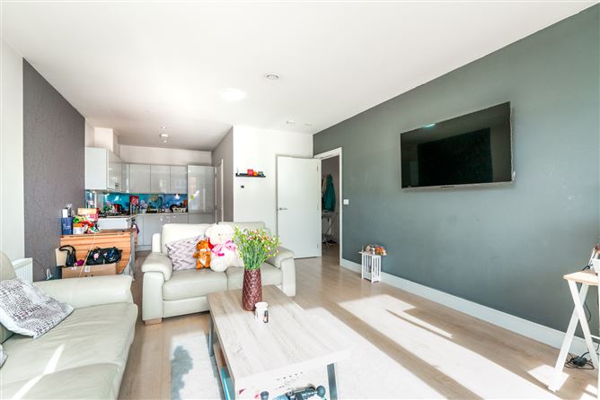 1 Whitebeam Hall, Clay Farm, Leopardstown, Dublin 18