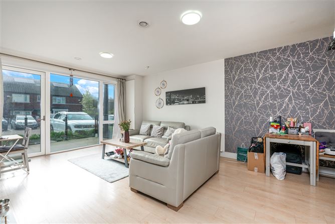 1 Whitebeam Hall, Clay Farm, Leopardstown, Dublin 18