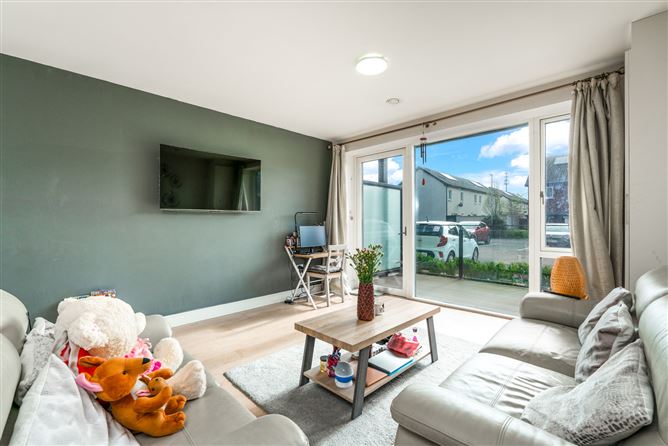 1 Whitebeam Hall, Clay Farm, Leopardstown, Dublin 18