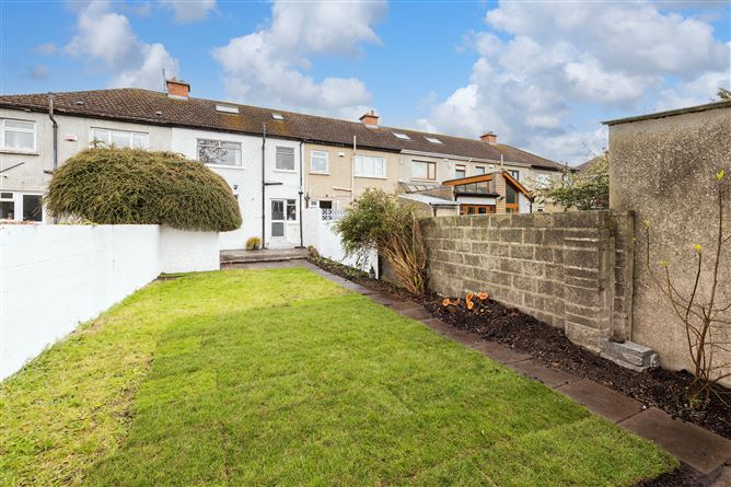 36 COLLINS PARK, Beaumont, Dublin 9