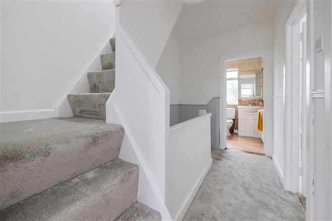 36 COLLINS PARK, Beaumont, Dublin 9