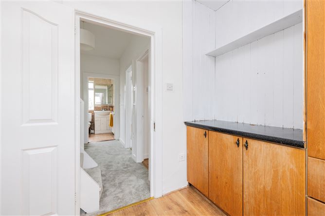 36 COLLINS PARK, Beaumont, Dublin 9