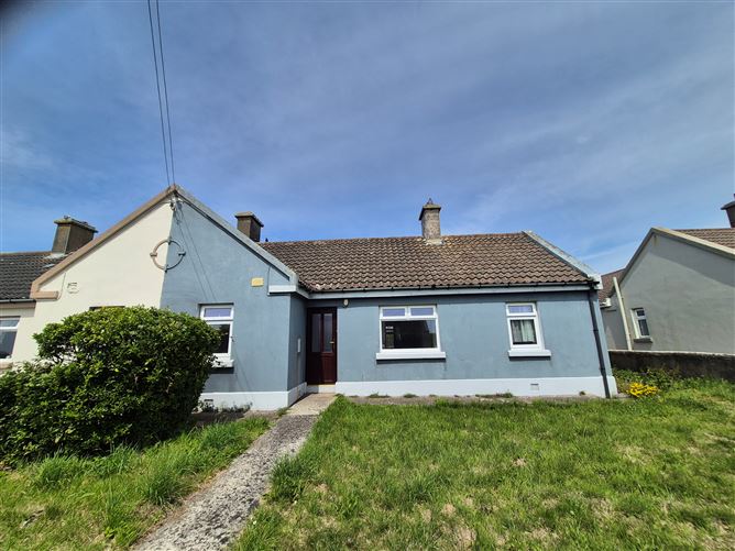 Photo 13 of 13 — 17 McSweeney's Terrace, Kilkee, Clare