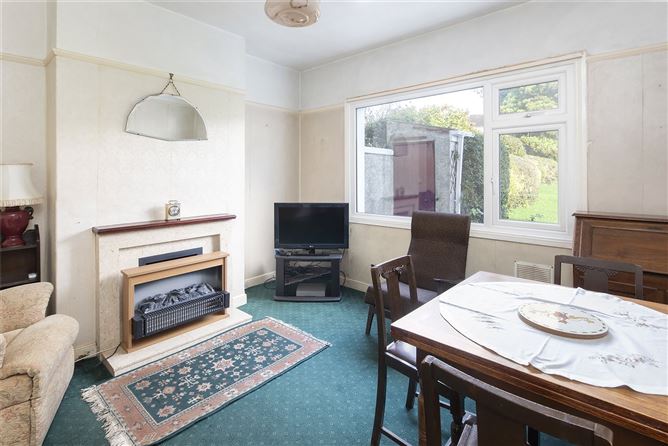 Glenmore, 2 Ardmahon Estate, Well Road, Douglas, Cork