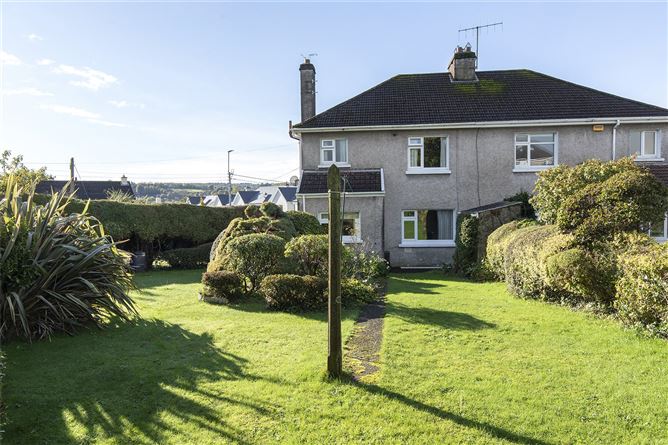 Glenmore, 2 Ardmahon Estate, Well Road, Douglas, Cork