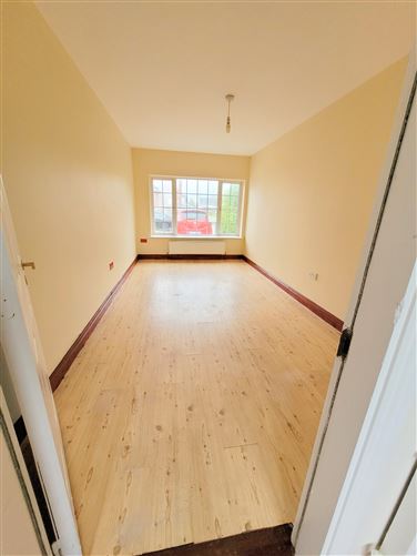 21 Rosemount Heights, Cahir, Tipperary