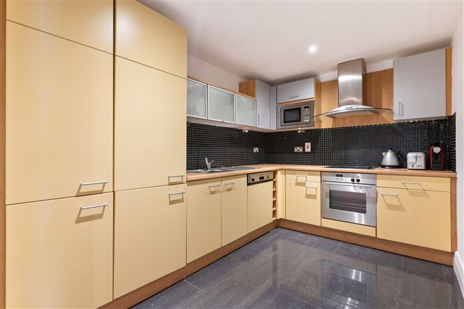 5 Adelaide Square, Whitefriar Street, Dublin 8