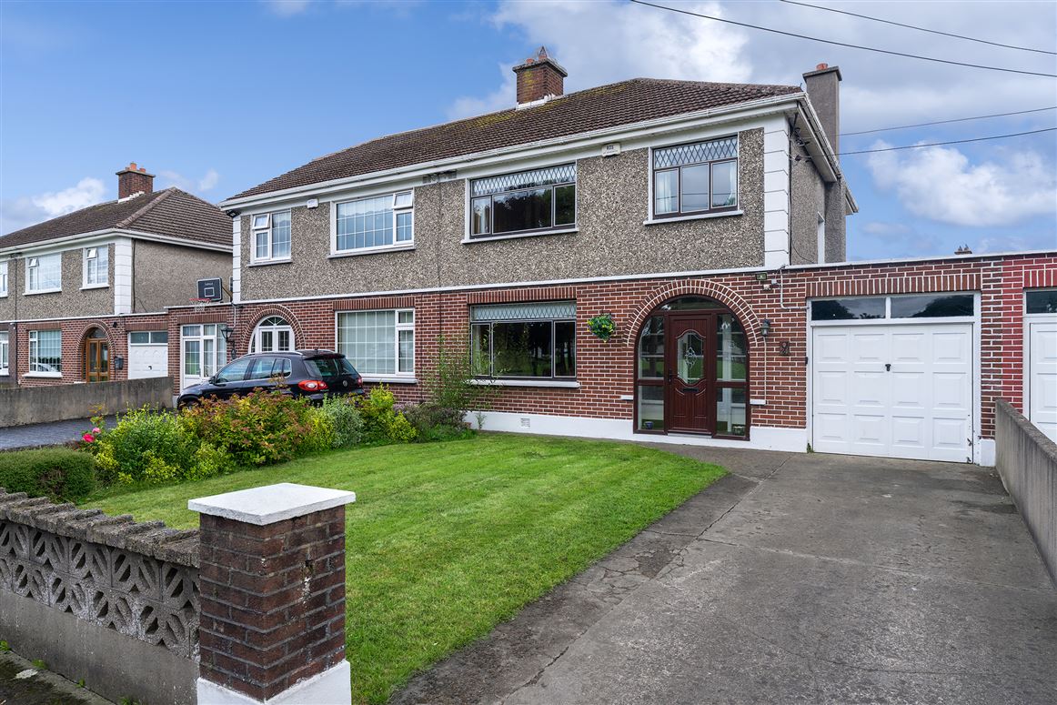 24 PINEWOOD AVENUE, Glasnevin, Dublin 11