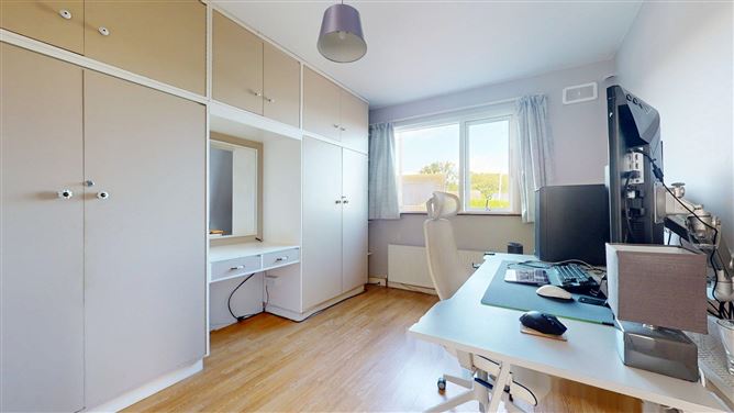 68 Saint Peter's Terrace, Howth, County Dublin