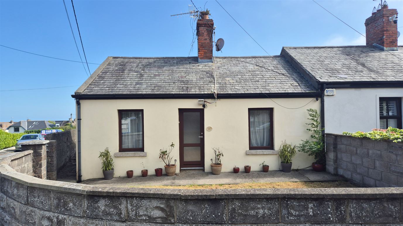 68 Saint Peter's Terrace, Howth, County Dublin