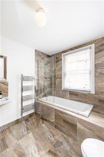 Photo 7 of 11 — 74 Fitzroy Avenue, Drumcondra, Dublin 3