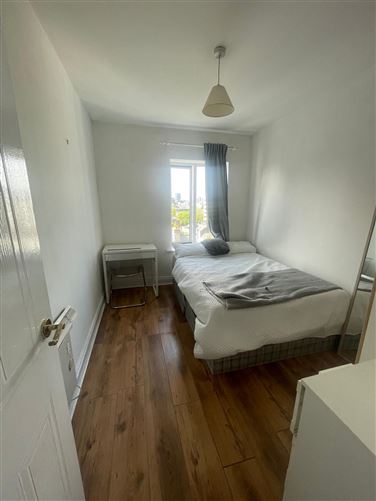 https://photos-a.propertyimages.ie/media/6/4/4/5010446/37a1695d-f9cf-4e8d-9202-6bc5c7f2f641_l.jpg