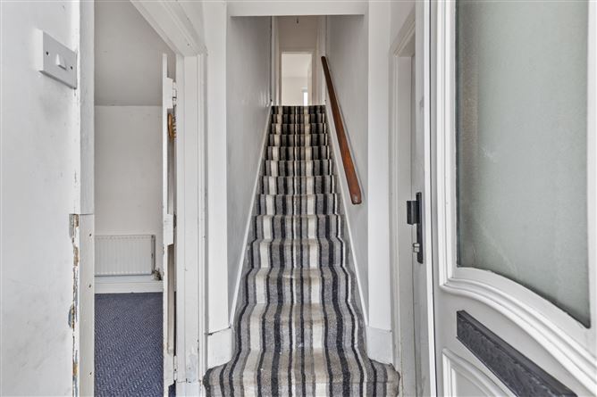 1 Charleton Hill, New Ross, Co. Wexford