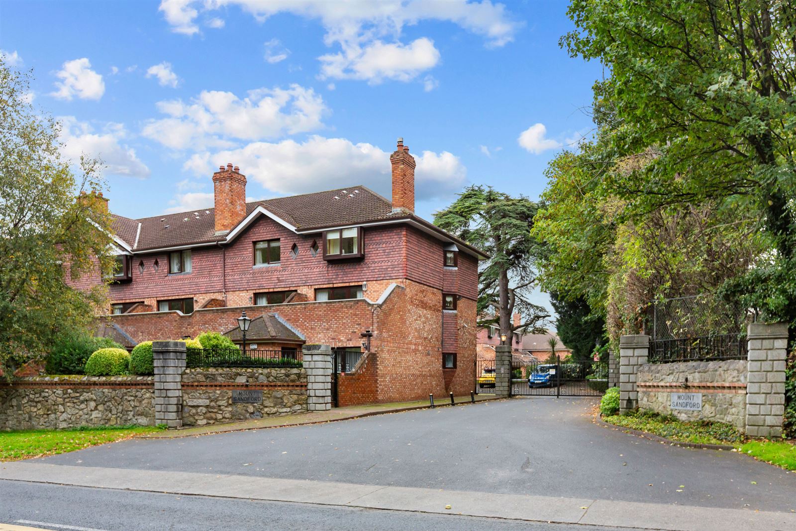 Photo 1 of 11 — 9 Mount Sandford, Milltown, Dublin 6