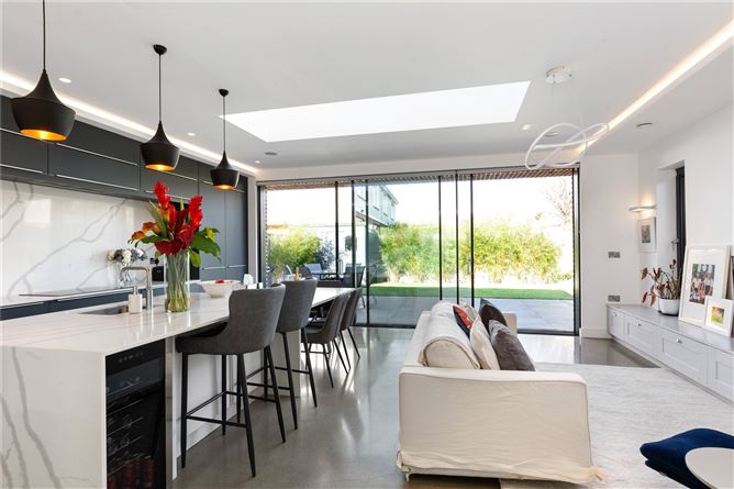 10A Clonkeen Crescent, Dun Laoghaire, Co. Dublin