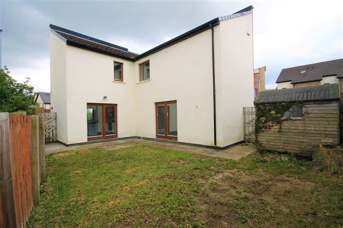 75 Hunters Walk, Ballycullen, Hunterswood, Dublin 24