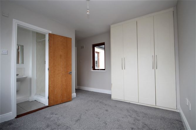 75 Hunters Walk, Ballycullen, Hunterswood, Dublin 24