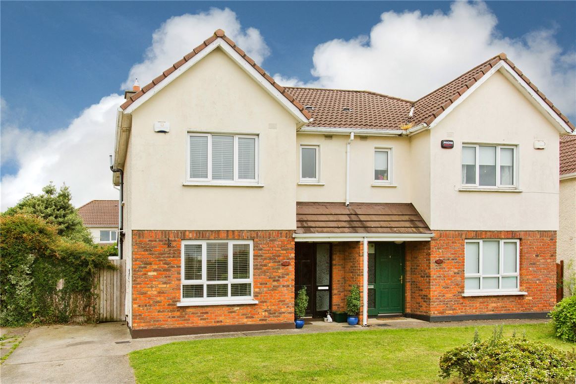 12 Griffeen Glen Grove, Lucan, Co. Dublin Sherry FitzGerald Lucan