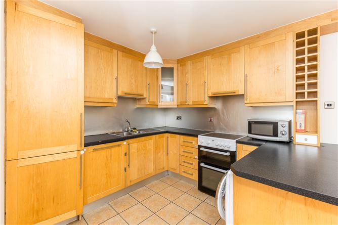 5 Phoenix Manor, Blackhorse Avenue, Stoneybatter, Dublin 7