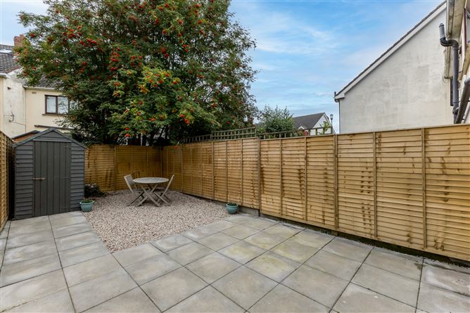 5 Phoenix Manor, Blackhorse Avenue, Stoneybatter, Dublin 7