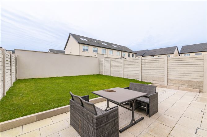 38 Clay Farm Drive, Leopardstown, Dublin 18