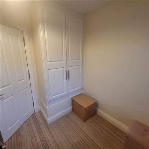 14 Earls Court Lough Rynn, Mohill, Leitrim