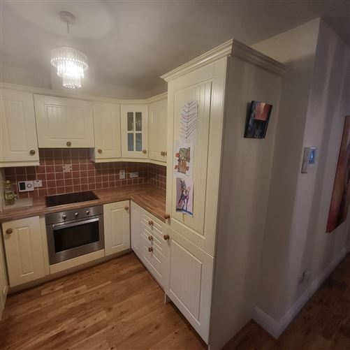 14 Earls Court Lough Rynn, Mohill, Leitrim