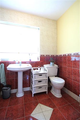 8 Green Hills, Browneshill Road, Carlow