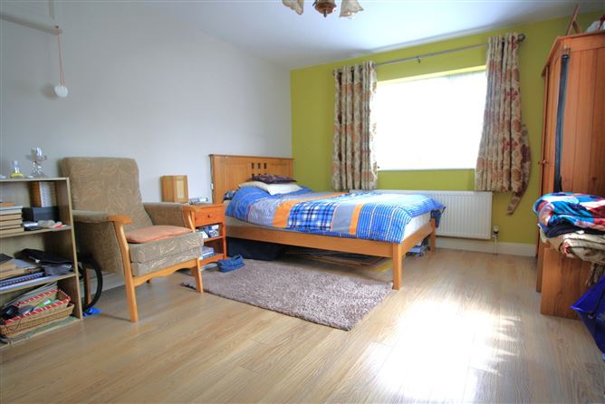 8 Green Hills, Browneshill Road, Carlow