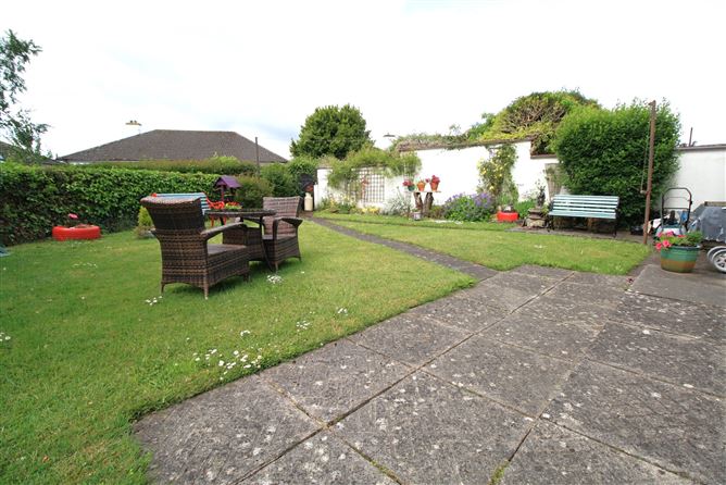 8 Green Hills, Browneshill Road, Carlow