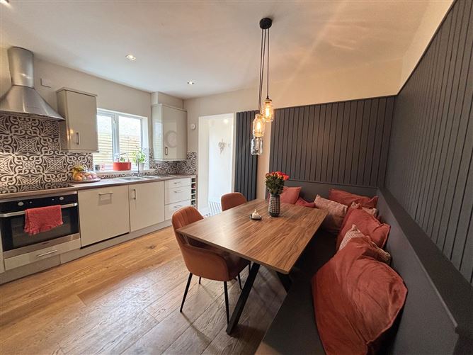 52 Hollybrook Park, Bray, Co. Wicklow