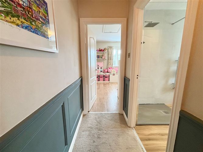 52 Hollybrook Park, Bray, Co. Wicklow