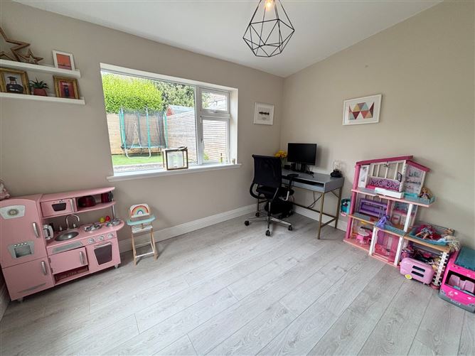 52 Hollybrook Park, Bray, Co. Wicklow