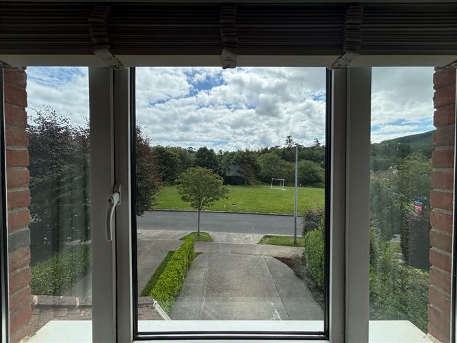 52 Hollybrook Park, Bray, Co. Wicklow