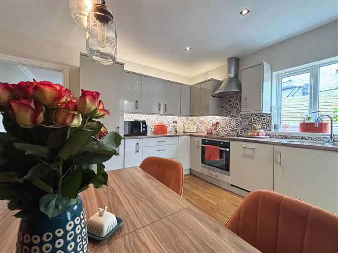 52 Hollybrook Park, Bray, Co. Wicklow