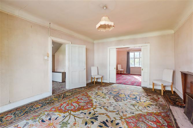 https://photos-a.propertyimages.ie/media/6/4/5/4960546/40c83d1e-2c04-4270-84d6-69fe9a2d5e43_l.jpg