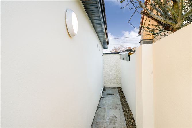 35 Wheatfield Road, Palmerstown, Dublin 20, D20 Y489