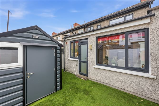 Photo 10 of 21 — 1 Beach Drive, Sandymount, Dublin 4