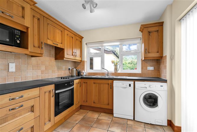 49 Brookvale Downs, Rathfarnham, Dublin 14