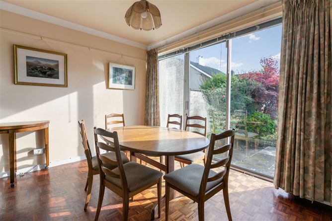 44 South Park, Foxrock, Dublin 18