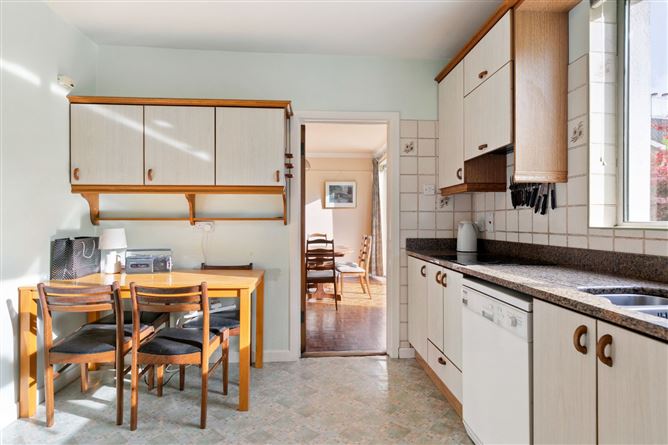 44 South Park, Foxrock, Dublin 18