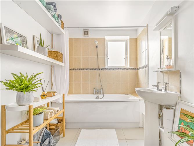 12 Millrace Garden, Saggart, Dublin