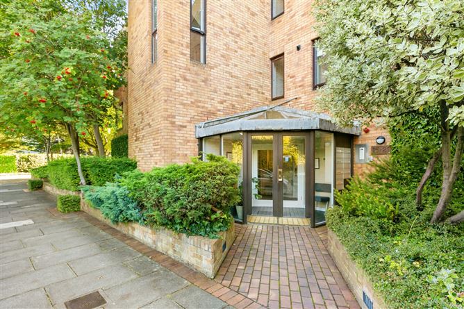 18 Merrion Village, Merrion Road, Dublin 4