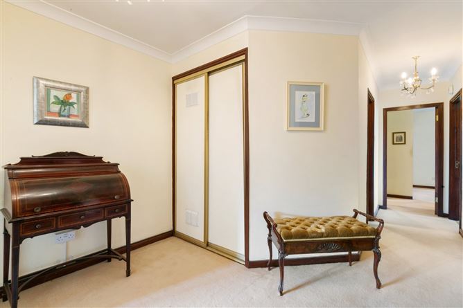 18 Merrion Village, Merrion Road, Dublin 4