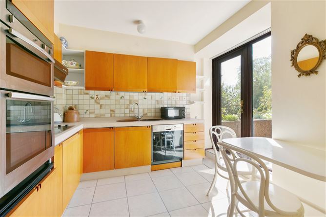 18 Merrion Village, Merrion Road, Dublin 4
