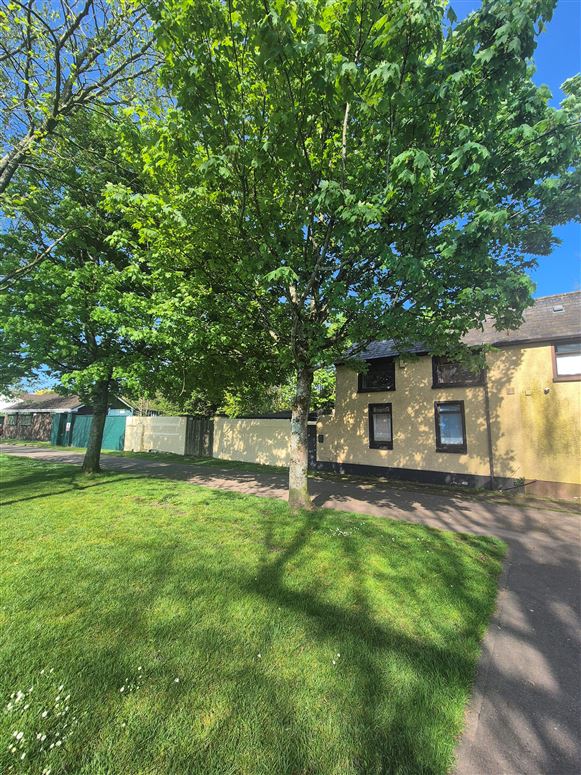 21 Lough View Terrace, The Lough, Cork City