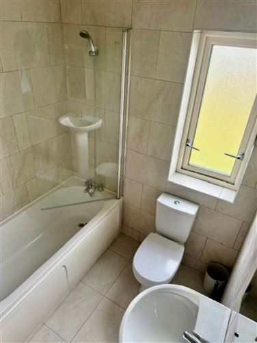 Photo 16 of 19 — 81 Carraig Mor, Caheroaun, Loughrea, County Galway